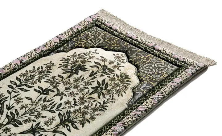 salah-prayer-mat-antique-turkish-floral-multicolour-beige-luxury-prayer-mat-prayer-rug-islamic-gift-eid-prayer-mat-umrah-or-hajj-gift-clone-en-2-69802-1.webp